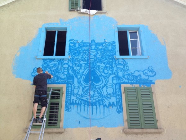 Blue Skull Arthouse Zürich Graffiti